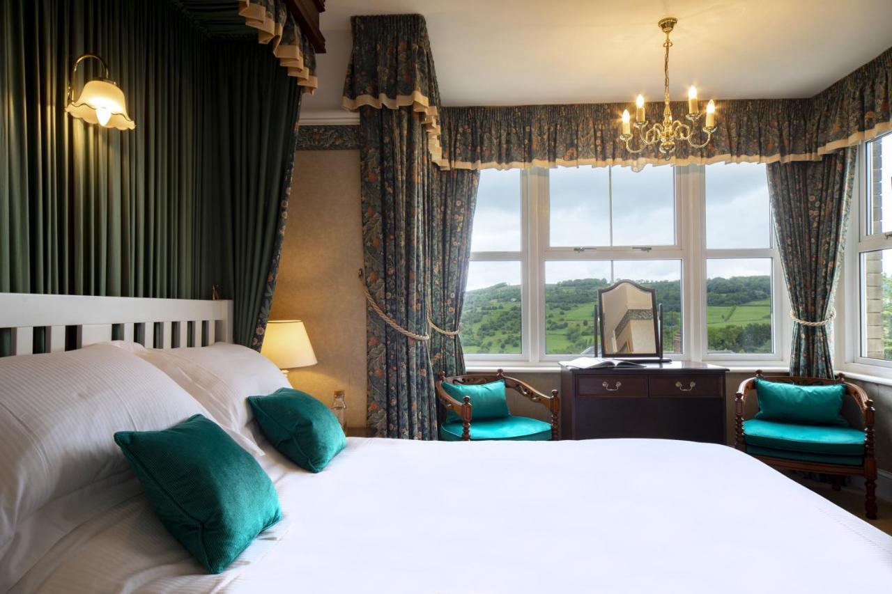 Cleeve Hill Hotel Bishop's Cleeve Esterno foto